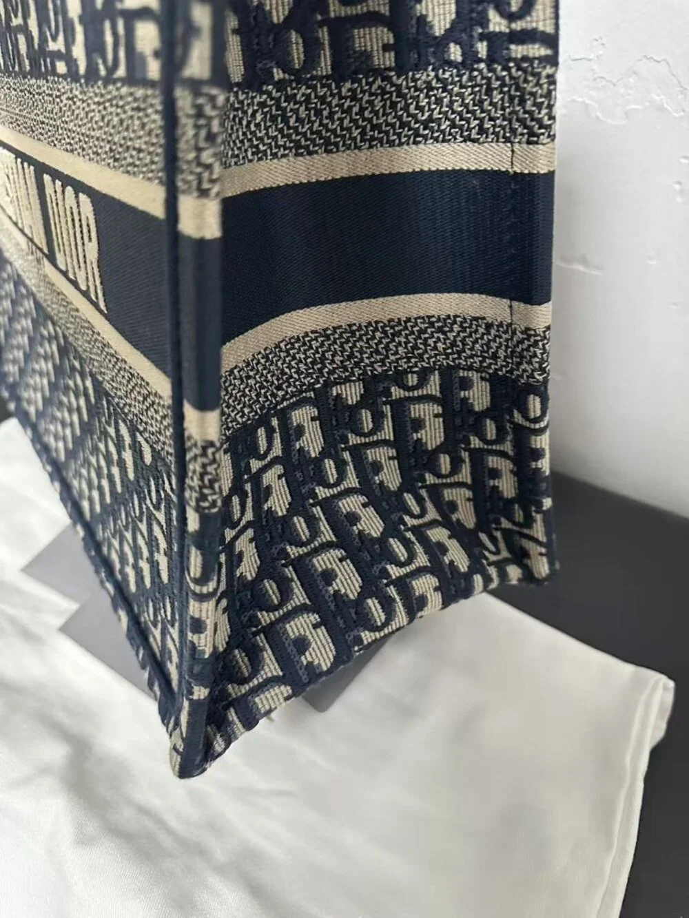 Dior this bag